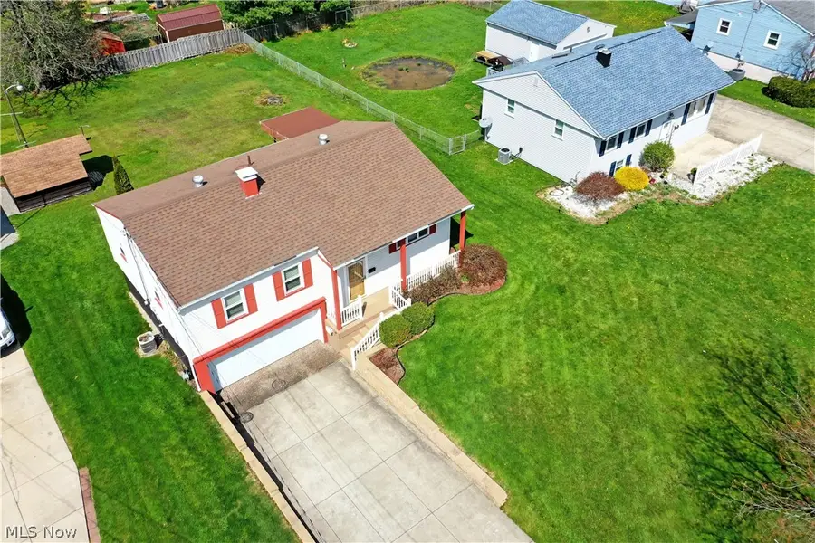 5682 Baylor Avenue, Austintown, OH 44515 - #3