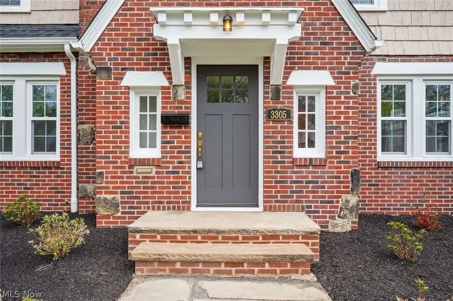 3305 Enderby Road, Shaker Heights, OH 44120 - #2