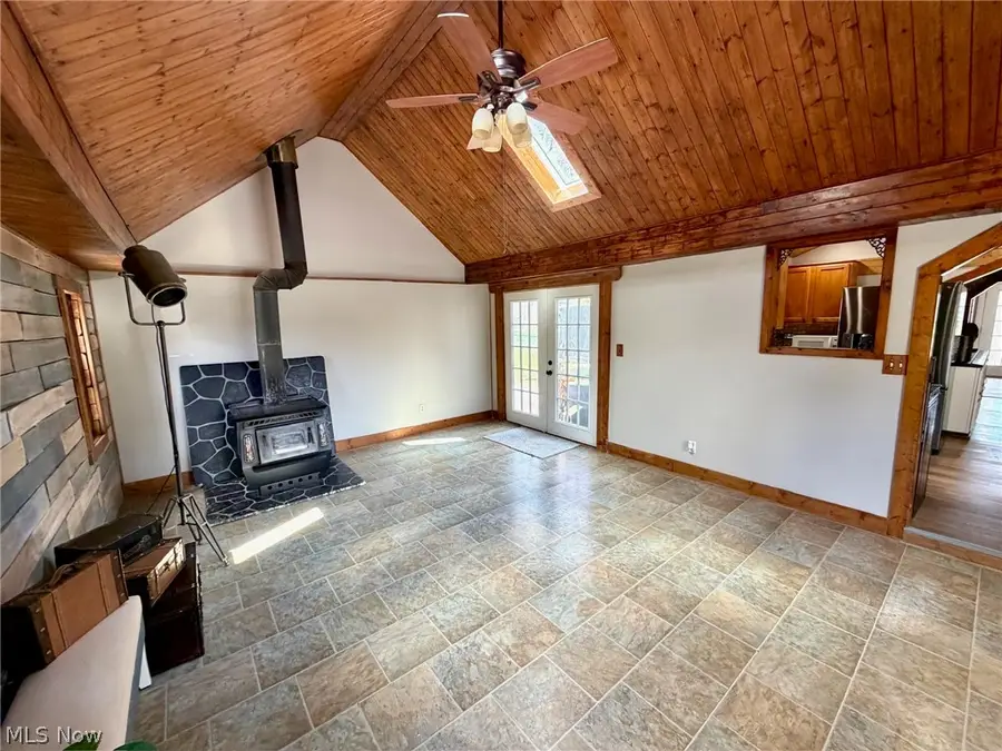 549 Perry Road, Tallmadge, OH 44278 - #3
