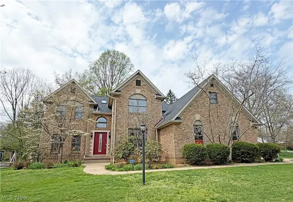 2683 Radford Nw Street, North Canton, OH 44720