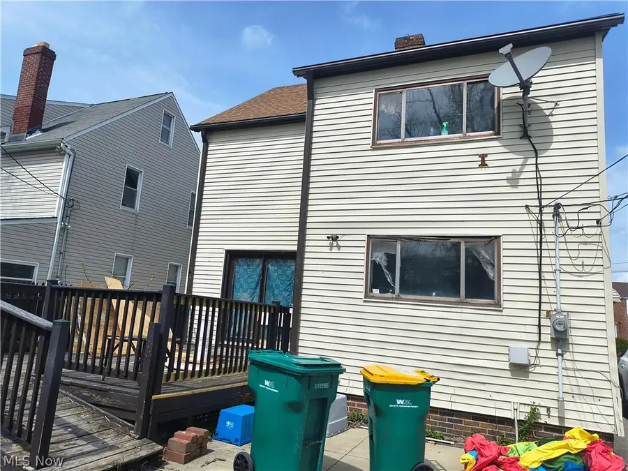 21104 Clare Avenue, Maple Heights, OH 44137 - #2