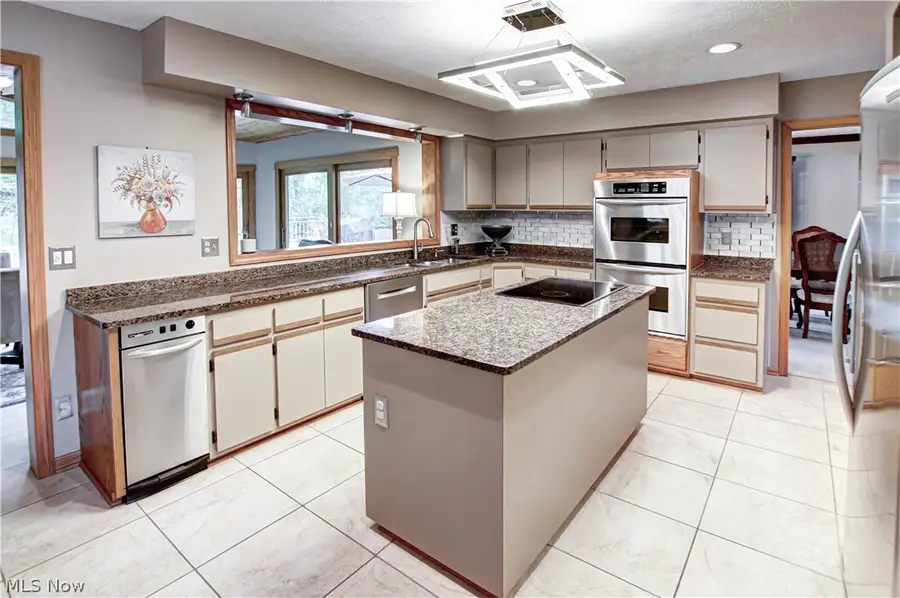 77 Carr Road, Hinckley, OH 44233 - #2