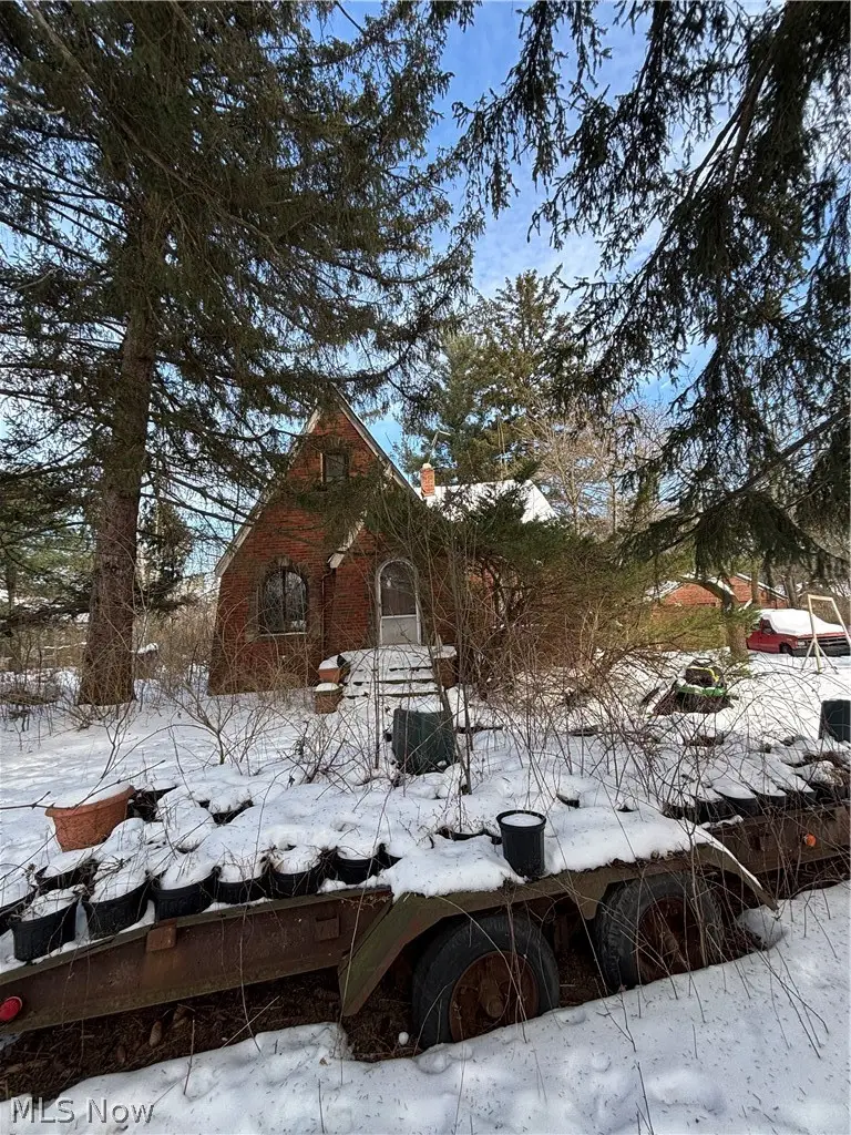 10428 W Edgerton Road, North Royalton, OH 44133 - #1