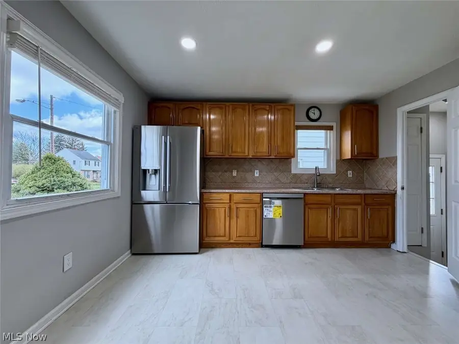 4515 Pershing Avenue, Parma, OH 44134 - #3