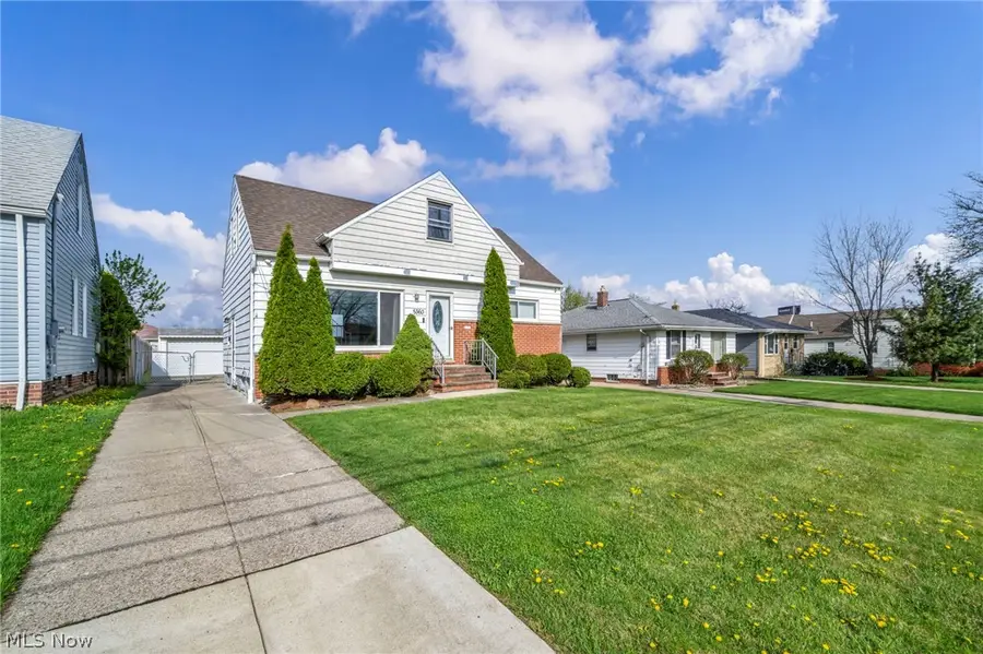 5360 E 131st Street, Garfield Heights, OH 44125 - #2