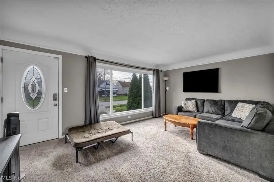 5360 E 131st Street, Garfield Heights, OH 44125 - #3