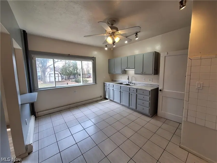 1018 E 169th Street, Cleveland, OH 44110 - #3