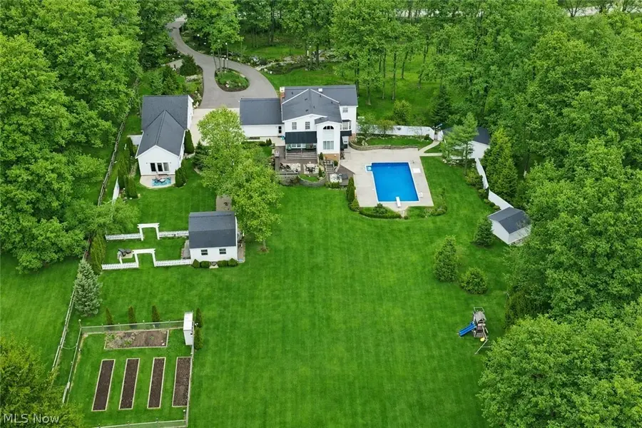 7885 Pear Tree Drive, Chesterland, OH 44026 - #2