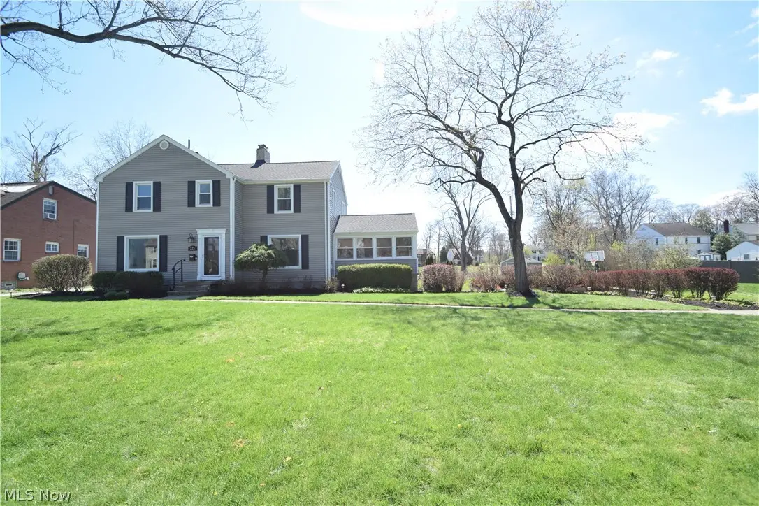 225 S Cadillac Drive, Youngstown, OH 44512 - #1