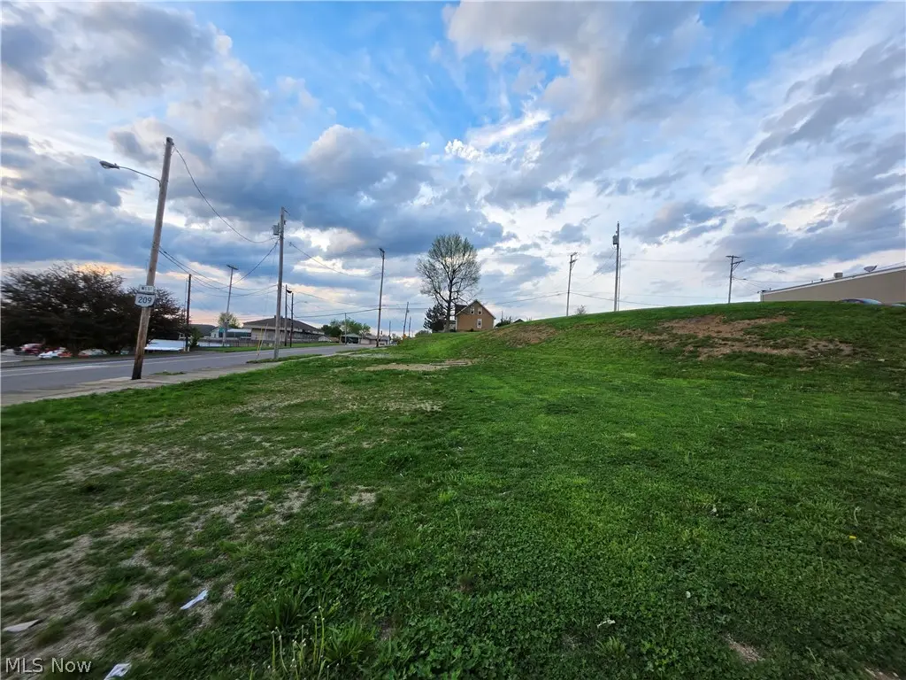 501 Wheeling Avenue, Cambridge, OH 43725 - #1