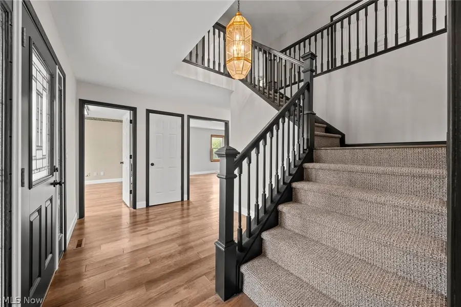 165 Valley Brook Boulevard, Hinckley, OH 44233 - #2