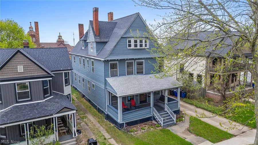 6110 W Clinton Avenue, Cleveland, OH 44102 - #2