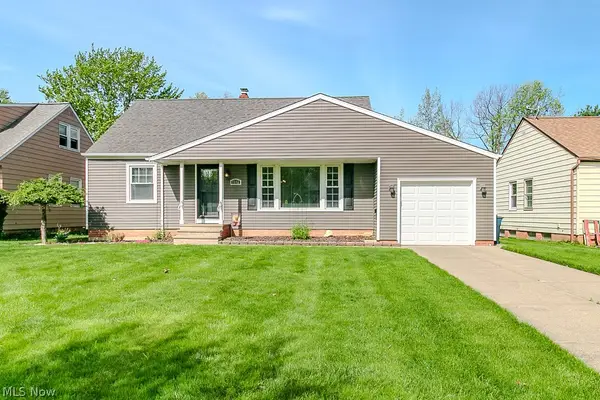 1342 Beaconfield Road, Lyndhurst, OH 44124