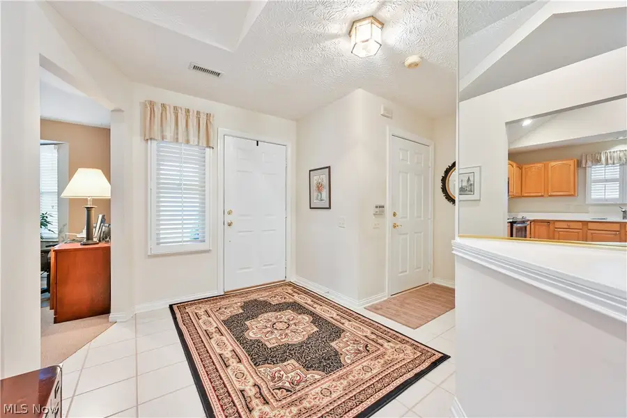 29330 Buckthorn Place #14, Westlake, OH 44145 - #3