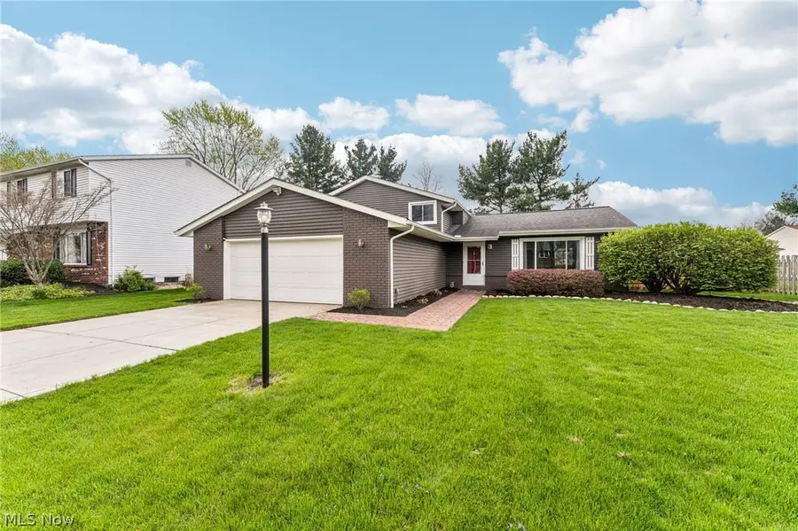 14281 Revere Circle, Middleburg Heights, OH 44130 - #2