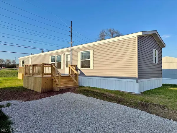 924 Mountain View Drive, Minerva, OH 44657
