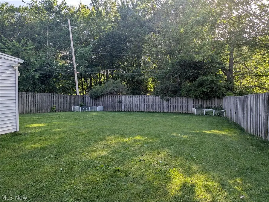 1140 Iroquois Avenue, Mayfield Heights, OH 44124 - #3
