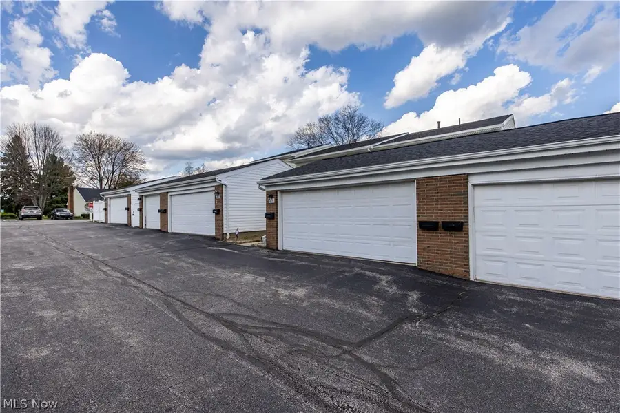 3631 Kenwood Drive, Uniontown, OH 44685 - #3