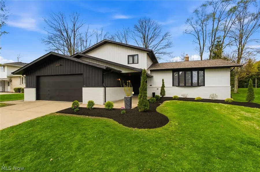 6344 Gale Drive, Seven Hills, OH 44131 - #2