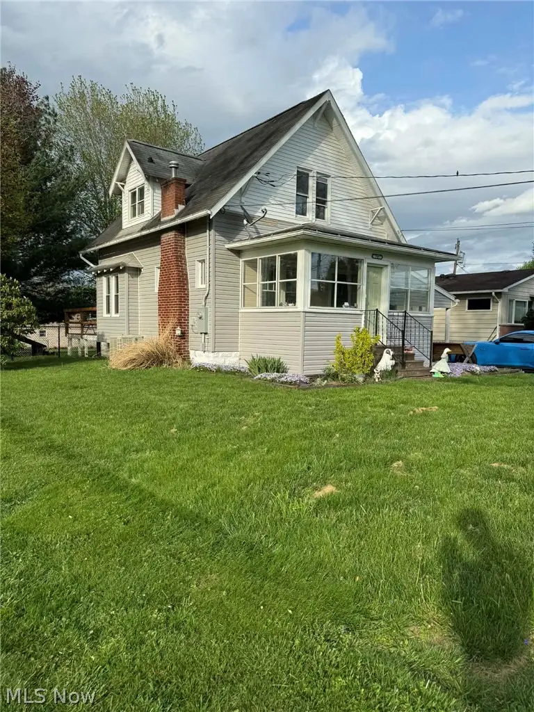 707 47th Street, Vienna, WV 26105 - #1