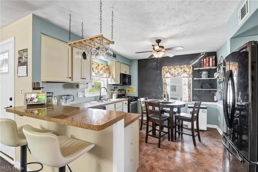 5627 Burns Road, North Olmsted, OH 44070 - #3