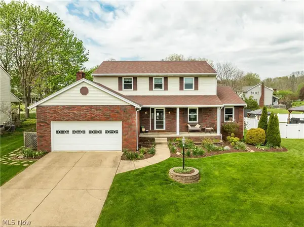 8811 Blitzen Nw Road, North Canton, OH 44720