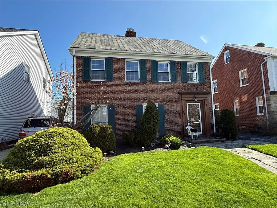 131 E 200th Street, Euclid, OH 44119 - #3