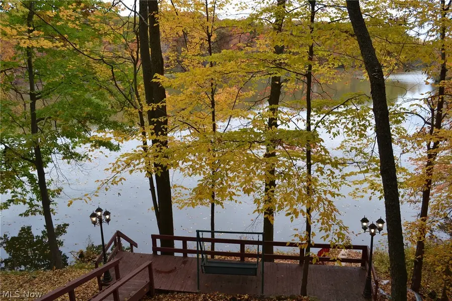 229 Lake Shore Terrace, Warren, OH 44481 - #2