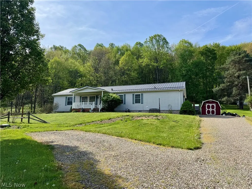 1816 Mud Run Se Road, New Philadelphia, OH 44663 - #1