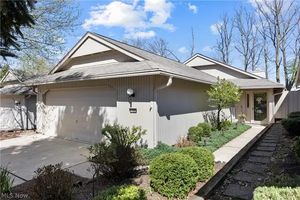 13081 Olympus Way, Strongsville, OH 44149