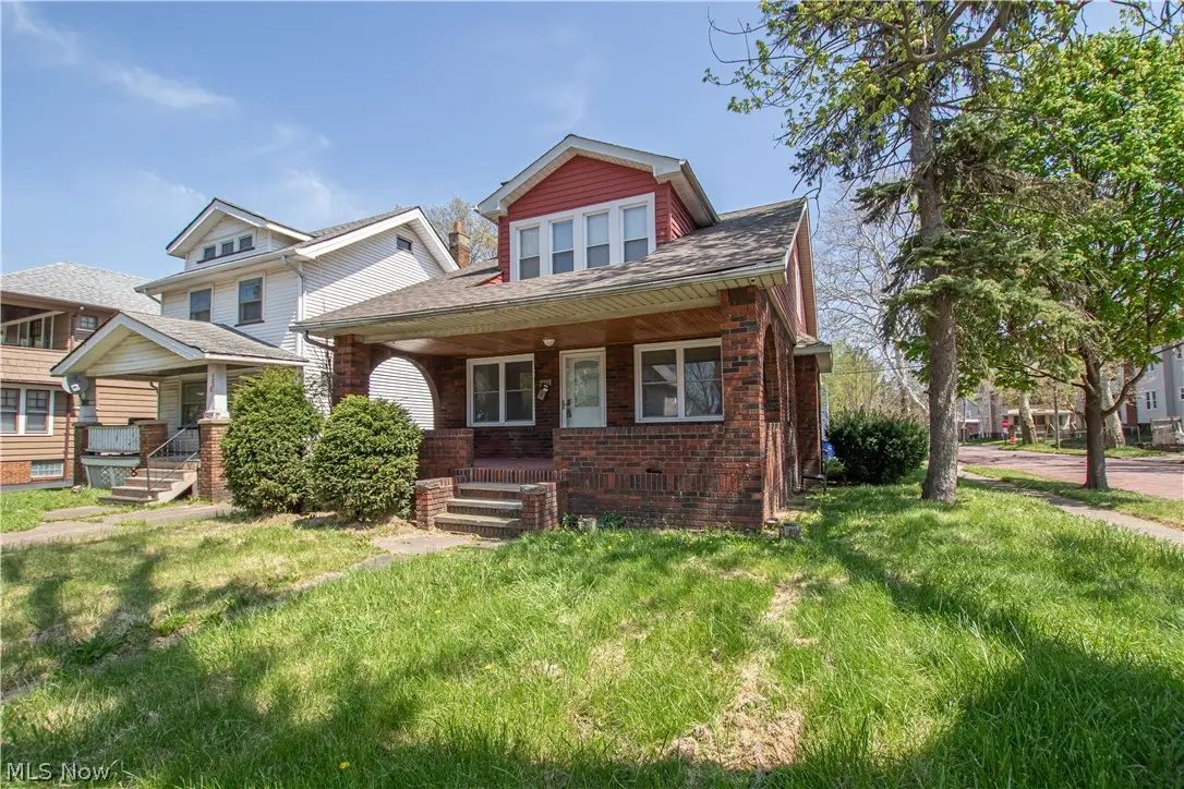 3211 W 116th Street, Cleveland, OH 44111 - #1