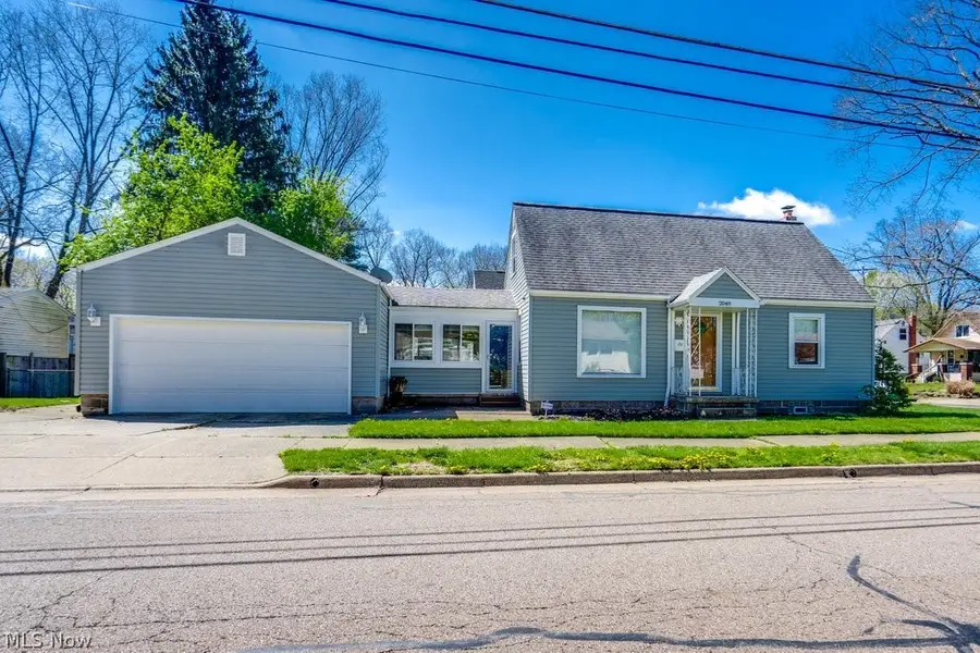 2048 Congo Street, Akron, OH 44305 - #2