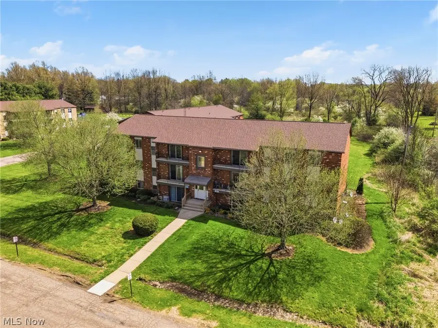 5240 Emil Sw Avenue #102, Navarre, OH 44662 - #2