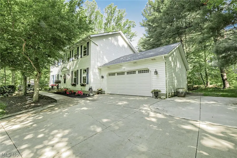 8290 Pine Creek Court, Chagrin Falls, OH 44023 - #2