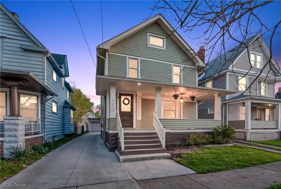 3205 Mapledale Avenue, Cleveland, OH 44109 - #2