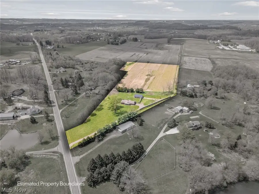14177 Millersburg Sw Road, Navarre, OH 44662 - #3