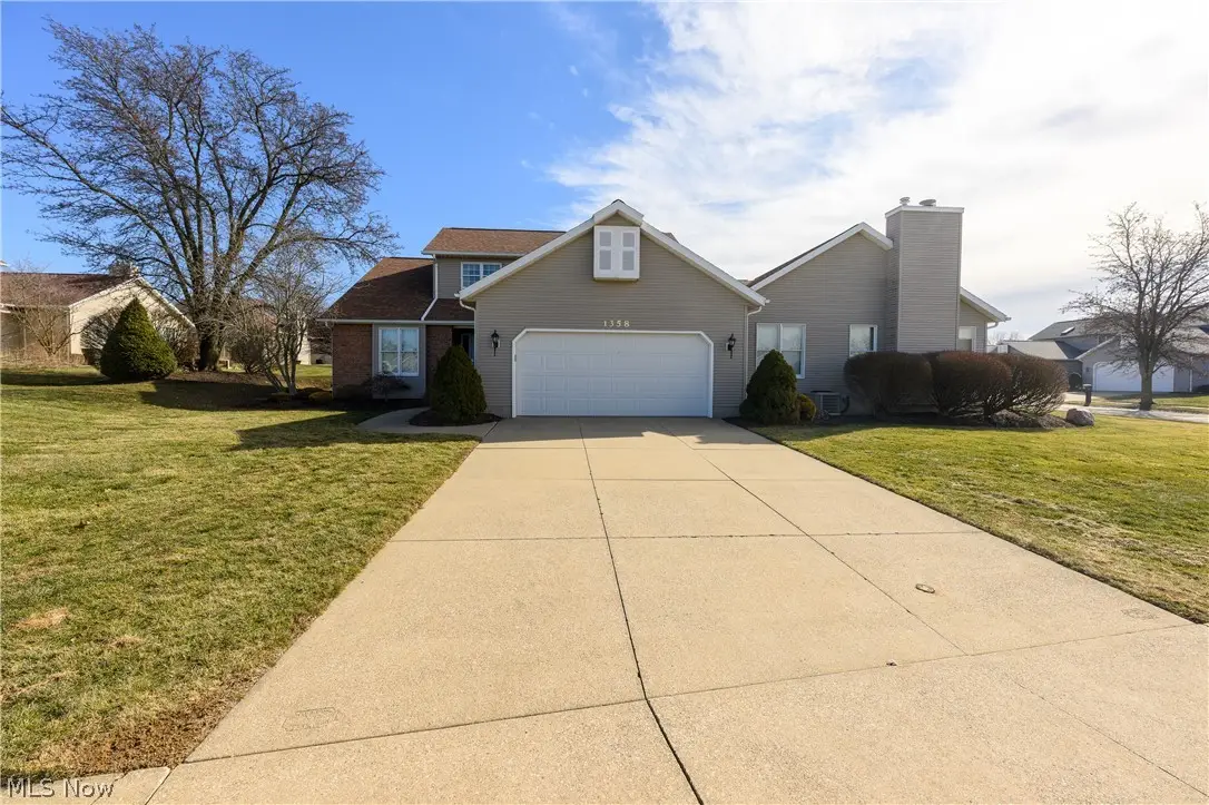 1358 S Azalea Boulevard, Barberton, OH 44203 - #1