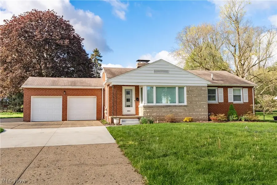 4028 Crestwood Nw Street, Canton, OH 44708 - #2