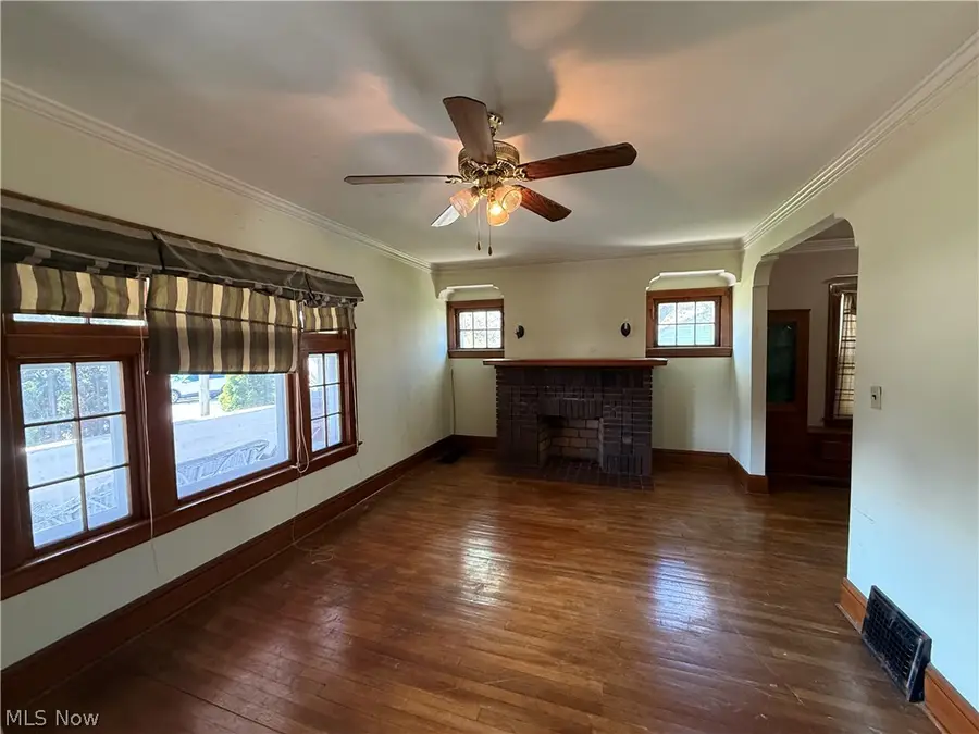 18309 Edgerton Road, Cleveland, OH 44119 - #2