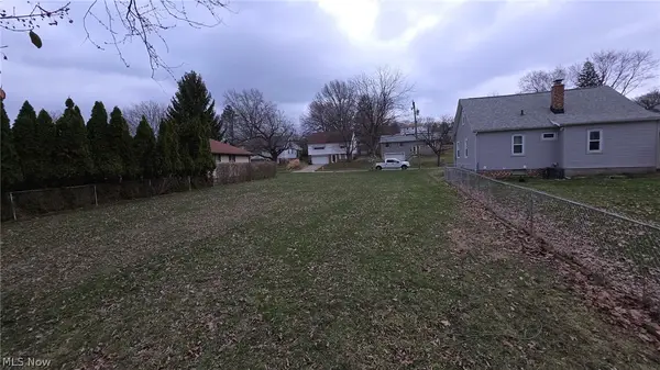 4930 E 81st Street, Garfield Heights, OH 44125