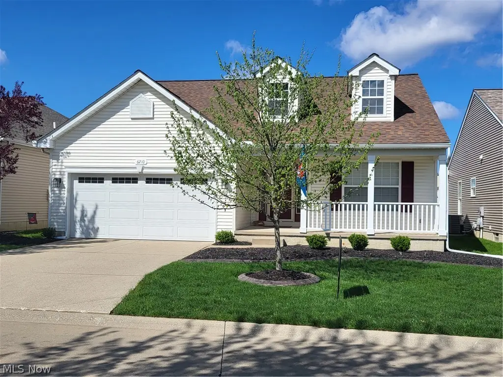 6210 Dogwood Lane, North Ridgeville, OH 44039 - #1