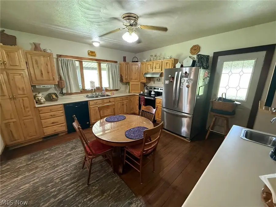 11140 Strasburg Bolivar Nw Road, Bolivar, OH 44612 - #2