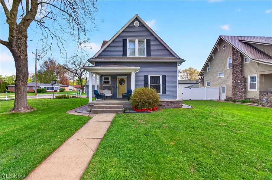 365 Poplar Nw Street, Bolivar, OH 44612 - #2