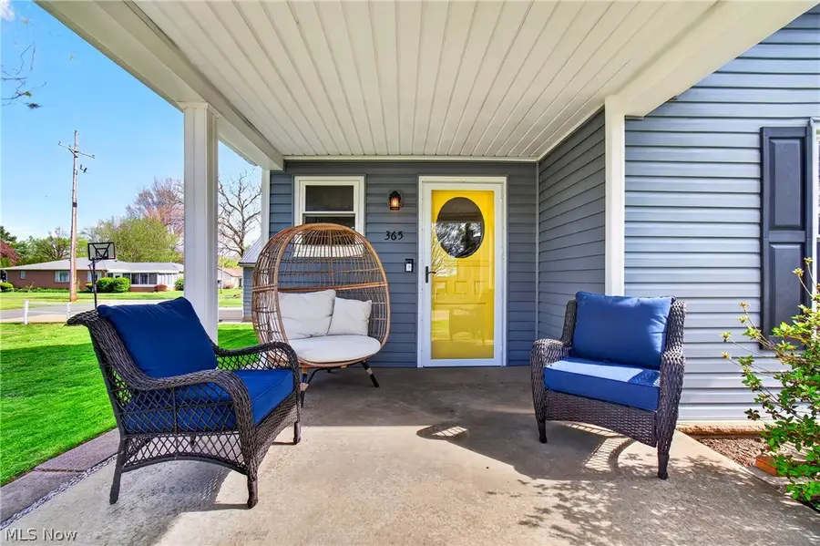 365 Poplar Nw Street, Bolivar, OH 44612 - #3