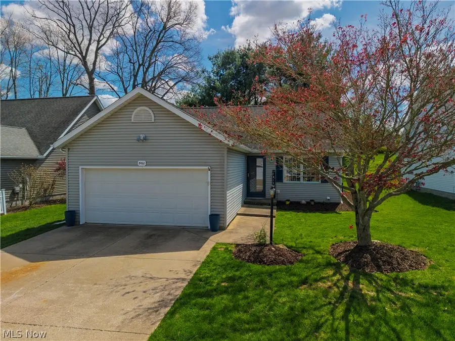 3160 Pondview Drive, Ravenna, OH 44266 - #2