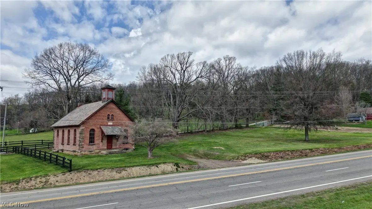 Erie Avenue Sw Sw Avenue, Navarre, OH 44662 - #1
