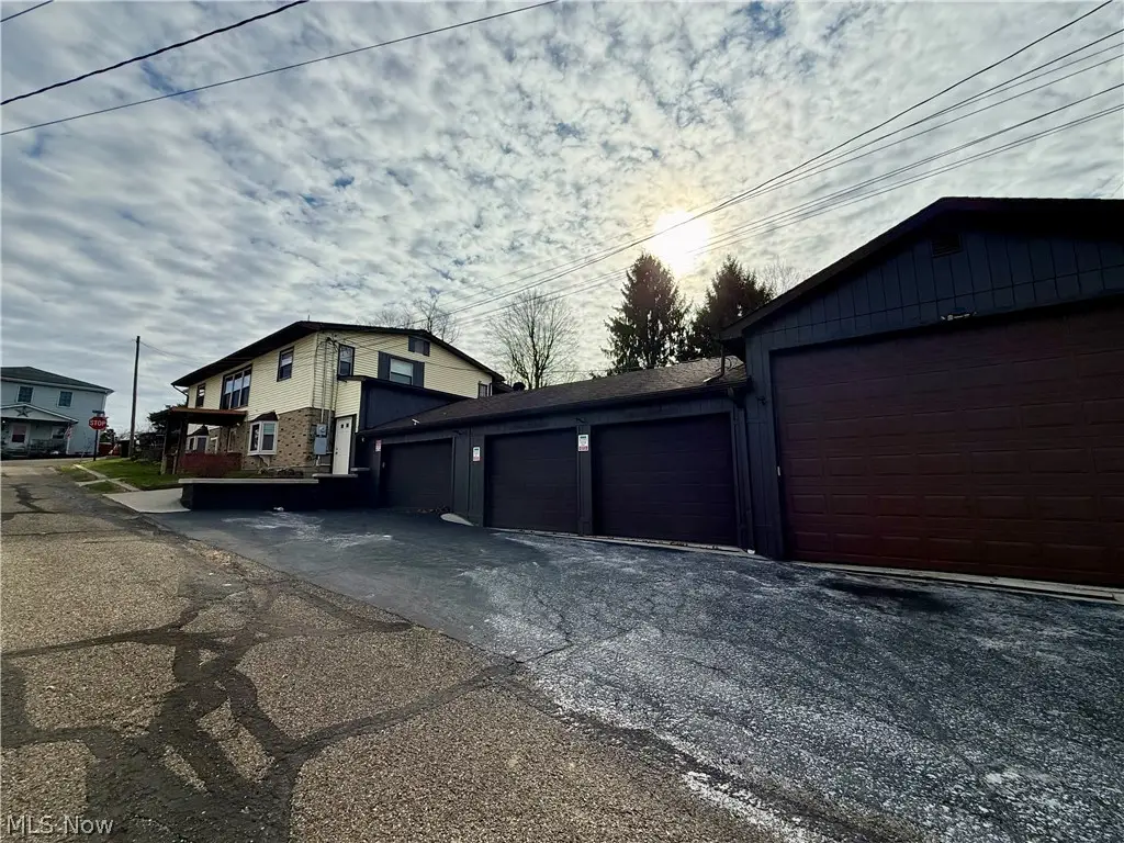 10 S Ohio Street, Dellroy, OH 44620 - #1