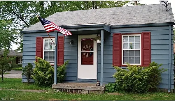 6359 Lake Rd West, Saybrook, OH 44004
