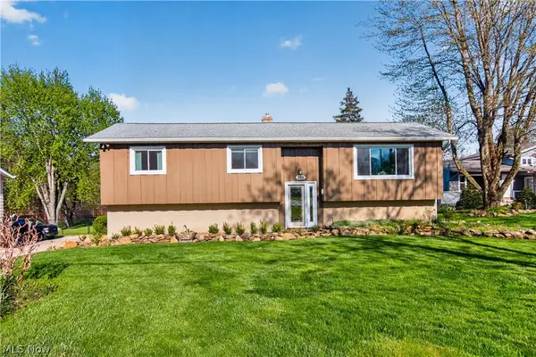 889 Pennys Drive, Brunswick, OH 44212