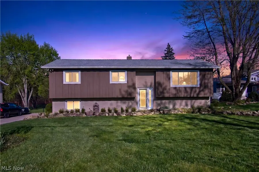 889 Pennys Drive, Brunswick, OH 44212 - #2